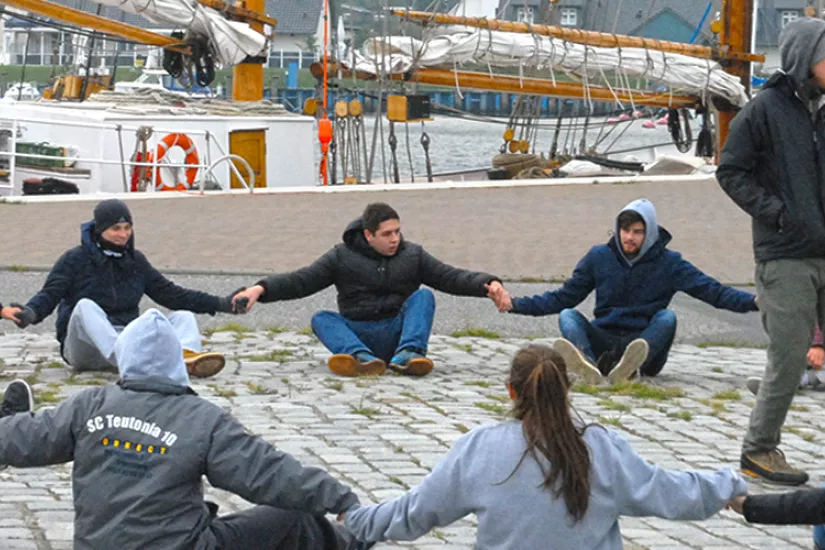 Das Bildungsprojekt der Menschenrechtsorganisation peace brigades international (pbi) 